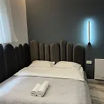 Cloud Cane Apartment